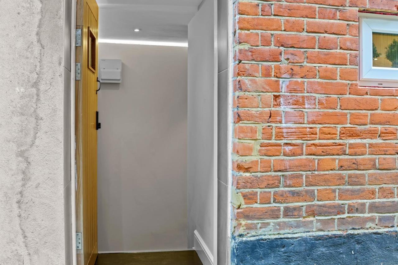 Modern Studio Flat London Exterior photo